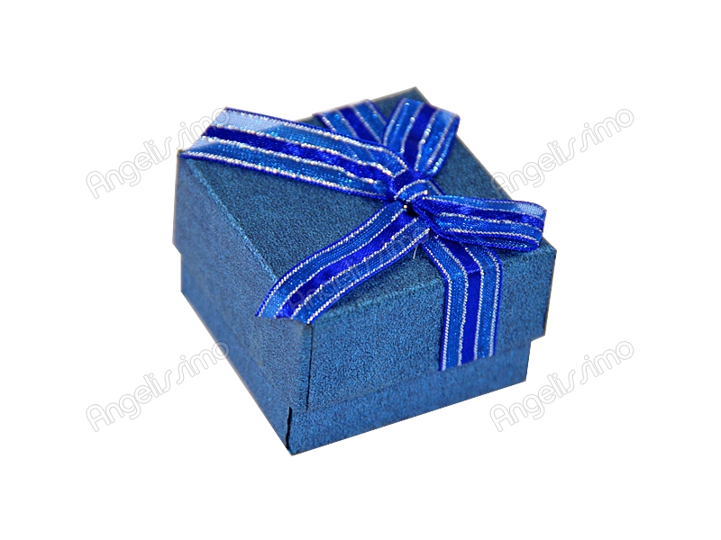  Подарочная коробка синего цвета